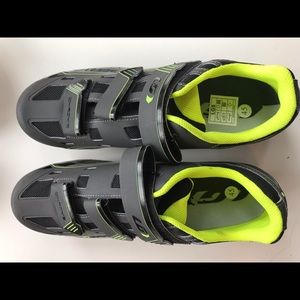Garnering HRS-80 cycling shoes